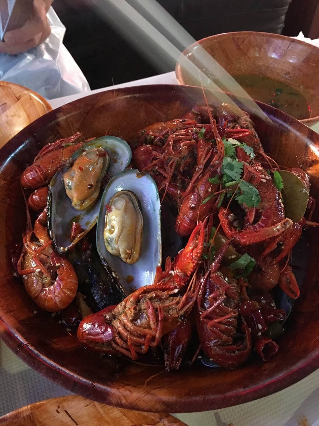 Lucky Bento (Seafood) | restaurant | 36-41 Main St, Flushing, NY 11354, USA | 9292897888 OR +1 929-289-7888