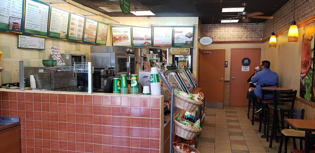 Subway Restaurants | restaurant | 6851 Katella Ave, Cypress, CA 90630, USA | 7148217681 OR +1 714-821-7681