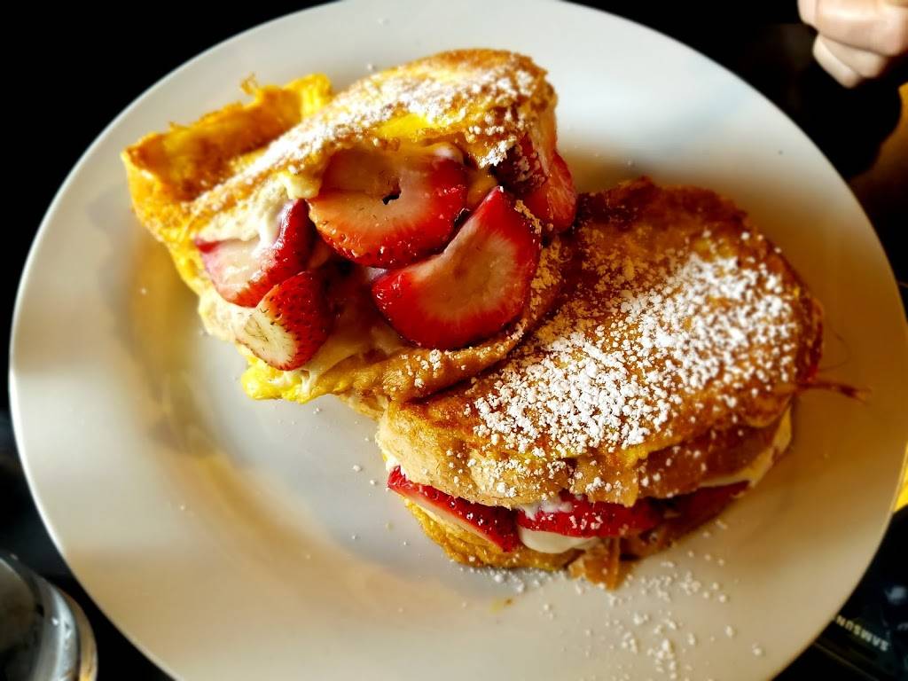 Tin Pan Galley Restaurant - Fine Dining, serving Breakfast, Lunc | restaurant | 110 W Main St, Sackets Harbor, NY 13685, USA | 3156463812 OR +1 315-646-3812