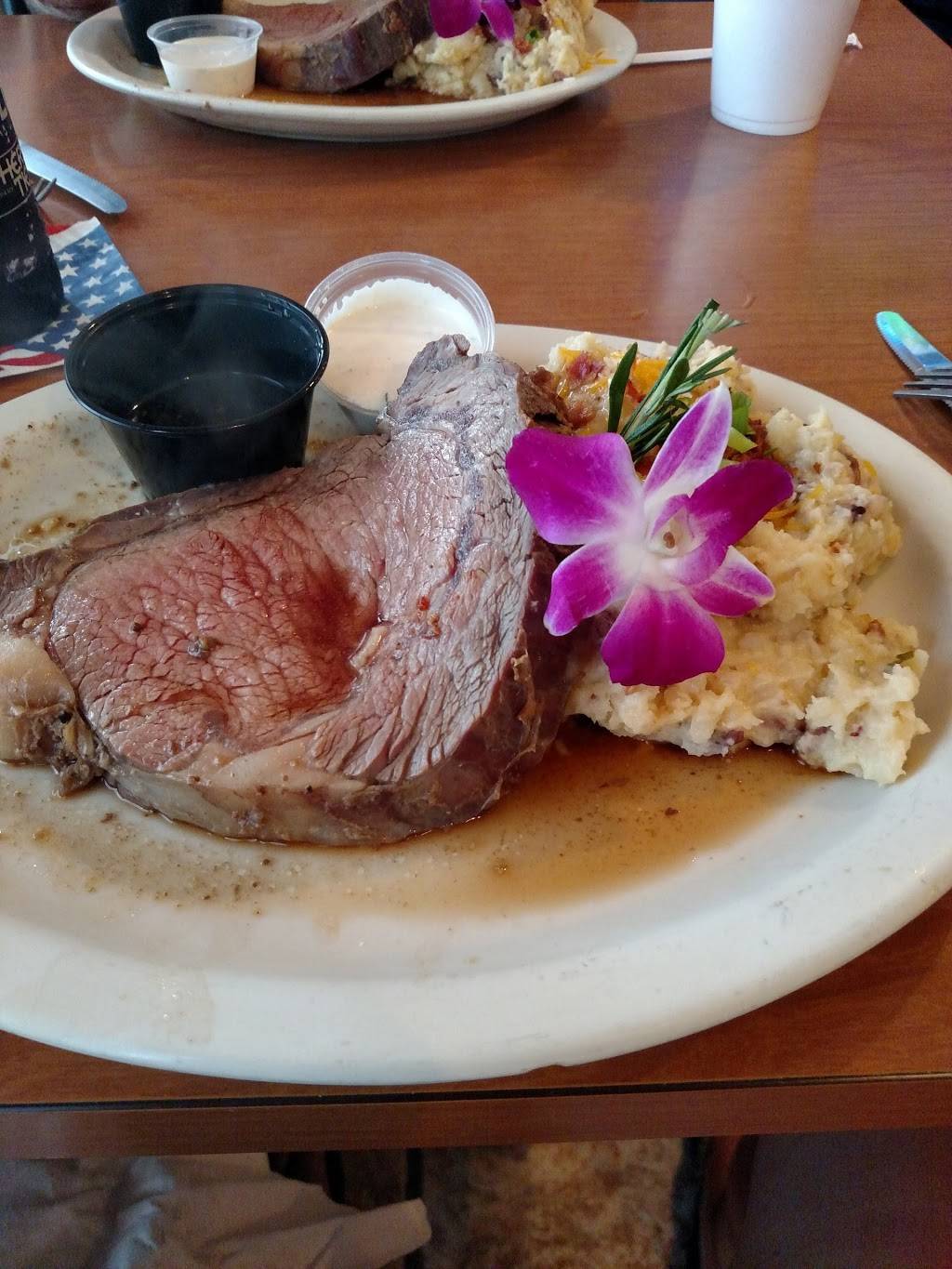 Saltwater Smokehouse | restaurant | 10251 Stringfellow Rd, St James City, FL 33956, USA | 2392828811 OR +1 239-282-8811