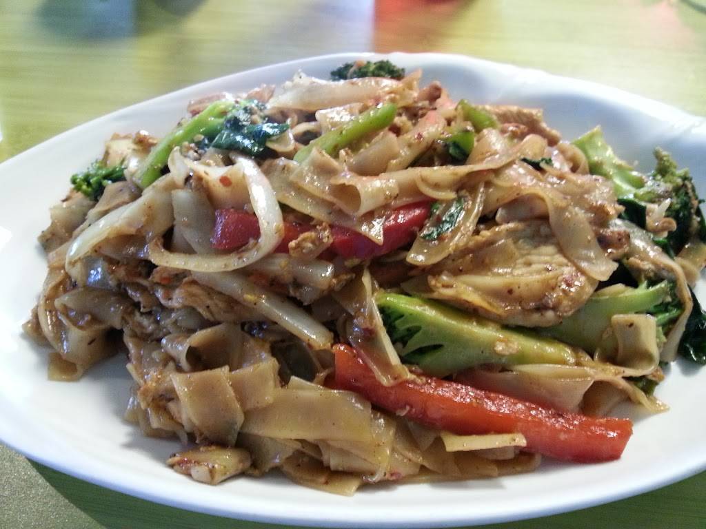 Thai Basil | restaurant | 3301 S Walton Blvd, Bentonville, AR 72712, USA | 4792733955 OR +1 479-273-3955