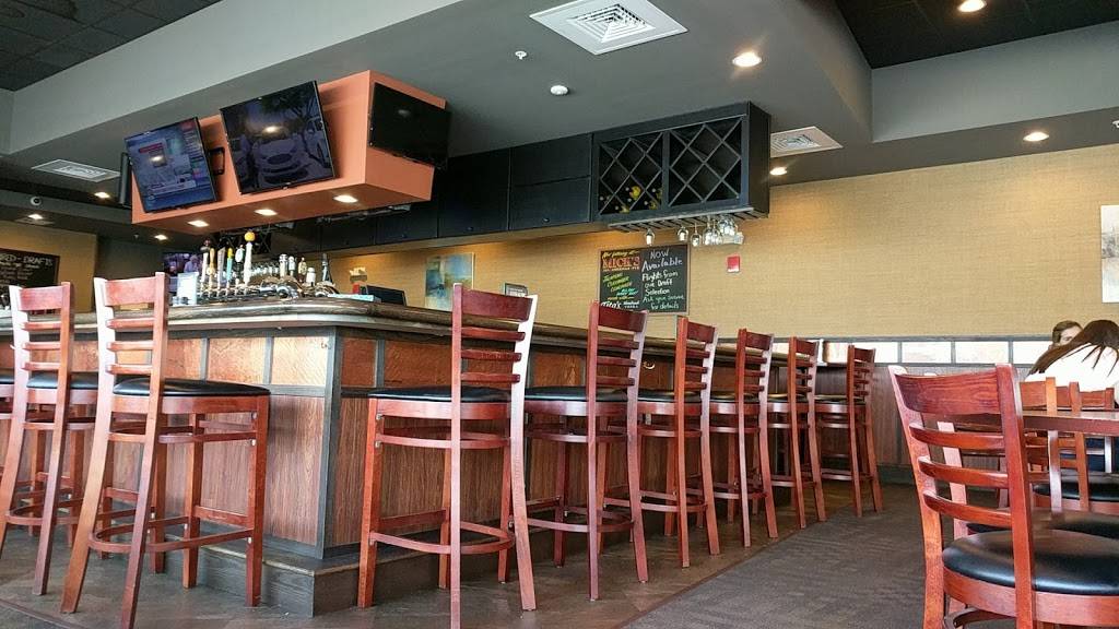 Micks All American Pub | restaurant | 543 Airport Rd, Lititz, PA 17543, USA | 7175178288 OR +1 717-517-8288