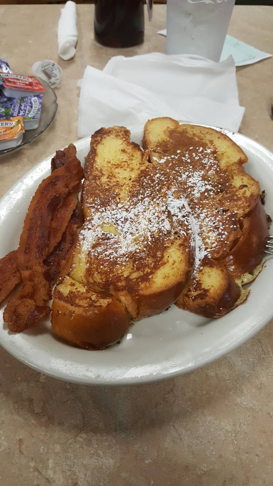 Stacys Restaurant | restaurant | 3790 NC-16 Business, Denver, NC 28037, USA | 7044835234 OR +1 704-483-5234