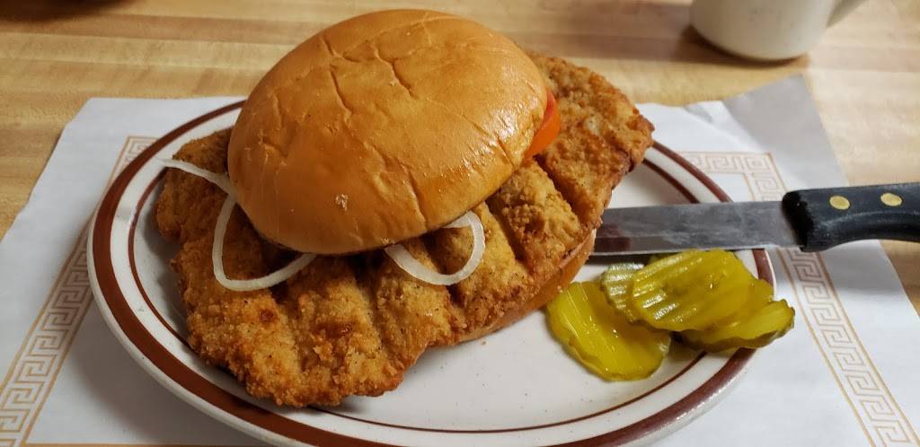 Carlos Restaurant | restaurant | 2060 W Station St, Kankakee, IL 60901, USA | 8159322924 OR +1 815-932-2924