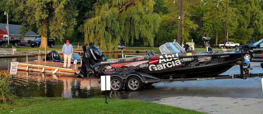 Geano Beach Bar and Grill | restaurant | 2060 Sand Bar Way, Little Suamico, WI 54141, USA | 9208262631 OR +1 920-826-2631