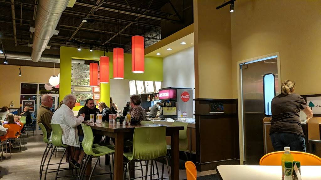 Zoës Kitchen | restaurant | 1426 Towne Lake Pkwy Suite 106, Woodstock, GA 30189, USA | 7702505530 OR +1 770-250-5530