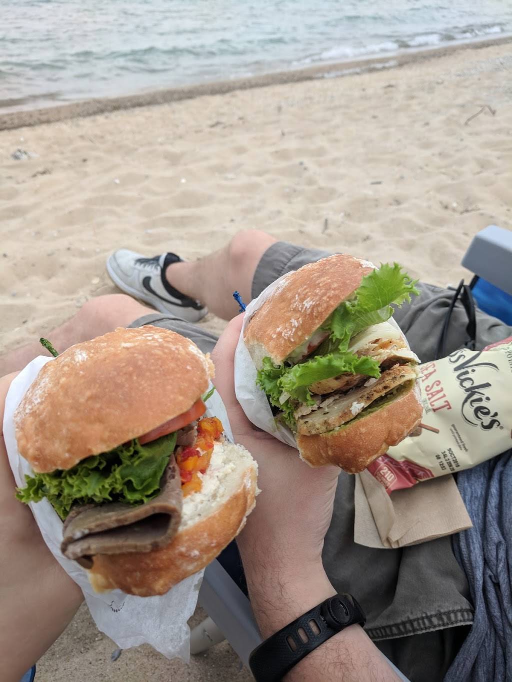 Village Cheese Shanty | meal takeaway | 199 W River St, Leland, MI 49654, USA | 2312569141 OR +1 231-256-9141