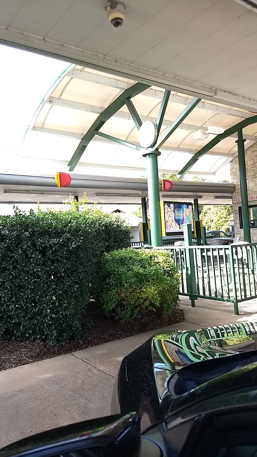 Sonic Drive-In | restaurant | 2344 Goodman Rd W, Horn Lake, MS 38637, USA | 6622800900 OR +1 662-280-0900