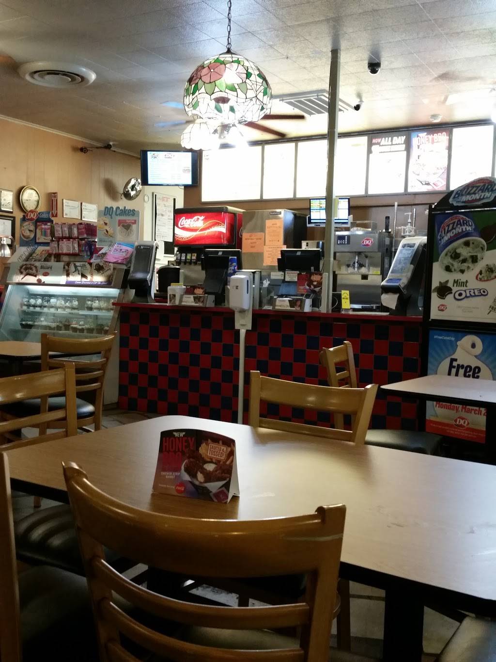 Dairy Queen | restaurant | 510 Spring St, Bluefield, VA 24605, USA | 2763261471 OR +1 276-326-1471