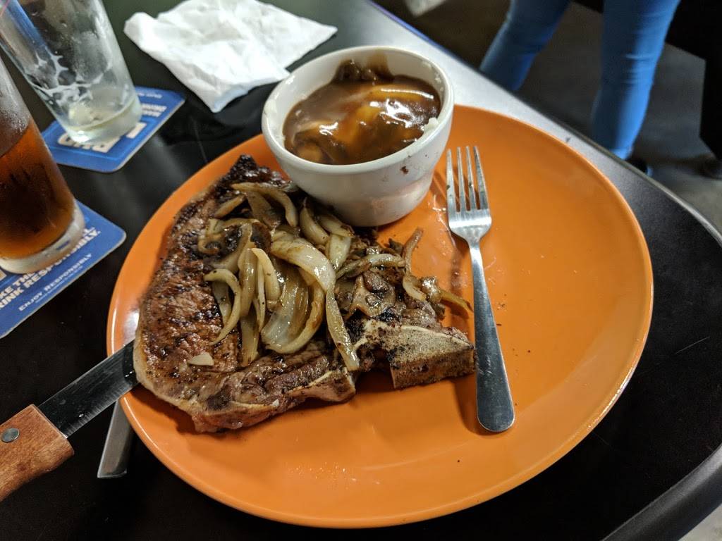 Bowstring Bar & Grill | restaurant | 109 N Water St, Caledonia, OH 43314, USA | 4198454100 OR +1 419-845-4100