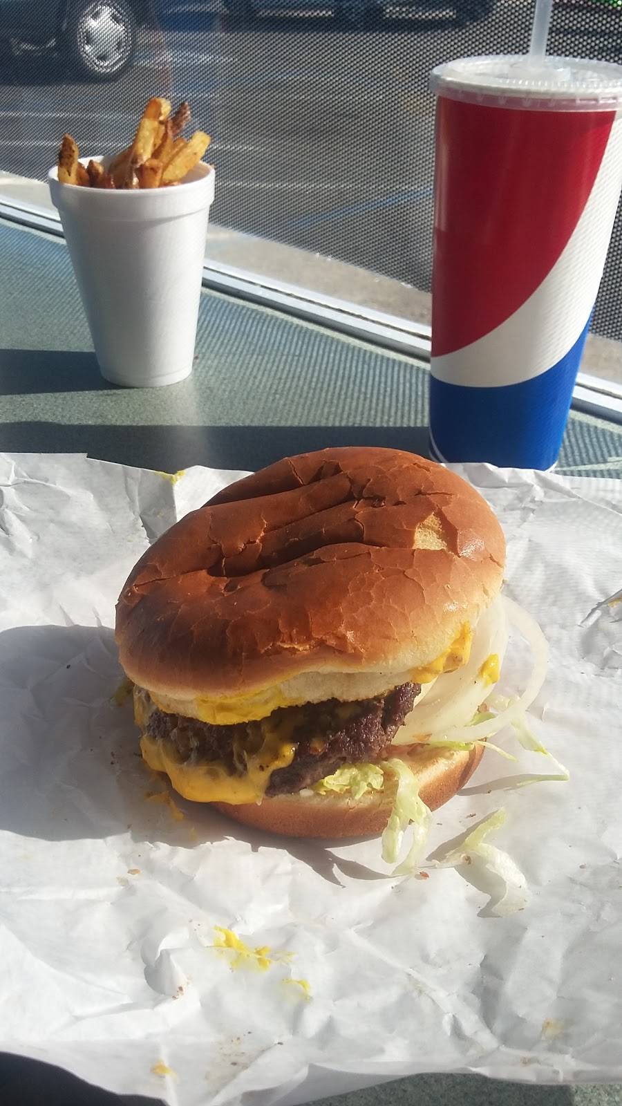 Buds Giant Burgers | restaurant | 3849 Sonoma Blvd, Vallejo, CA 94589, USA | 7076423252 OR +1 707-642-3252