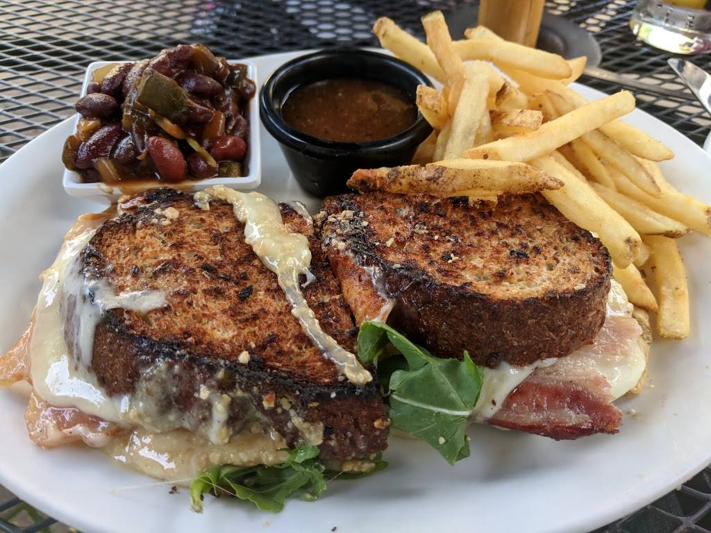 Jerrys | restaurant | 5419 N Clark St, Chicago, IL 60640, USA | 7737963777 OR +1 773-796-3777