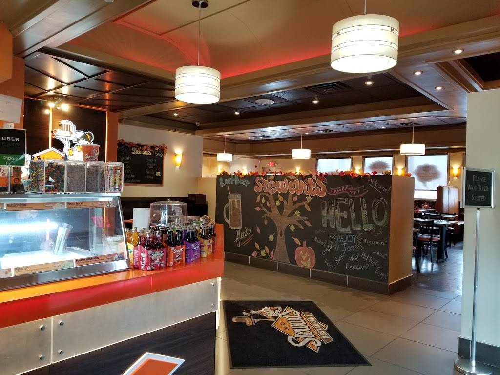 Stewarts All American Restaurant | restaurant | 340 Saw Mill Rd, West Haven, CT 06516, USA | 2039321401 OR +1 203-932-1401