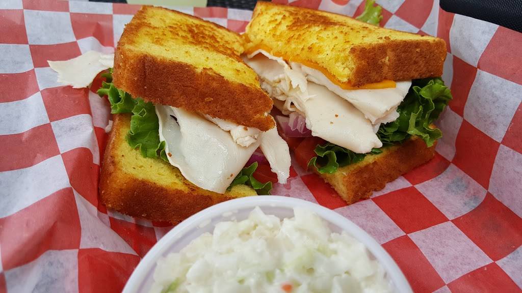 Up the Creek Pub & Grill | restaurant | 18 Simmons Rd, Hilton Head Island, SC 29926, USA | 8436813625 OR +1 843-681-3625