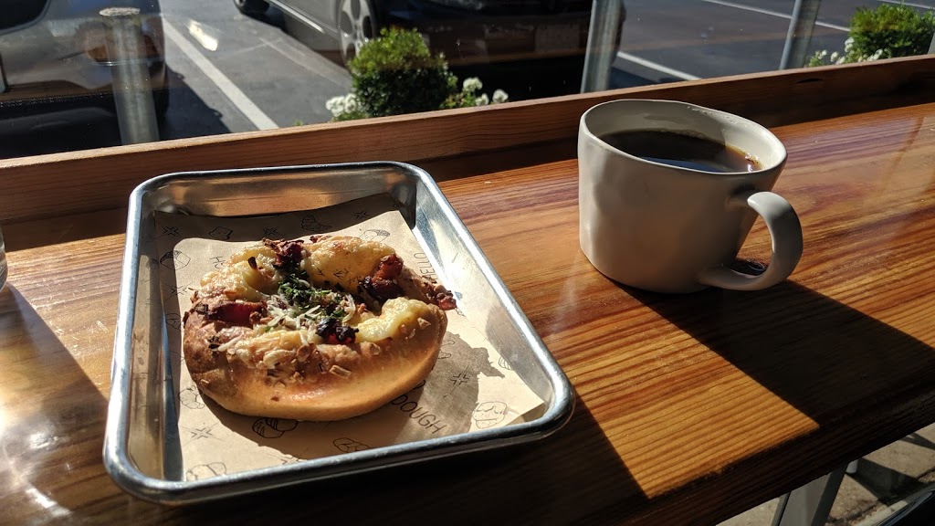 Knead Bakehouse | bakery | 3467 Hampton Ave, St. Louis, MO 63139, USA | 3143764361 OR +1 314-376-4361