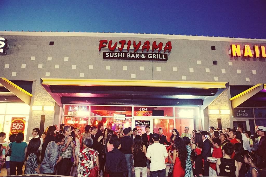 Fujiyama Sushi Bar & Grill | restaurant | 4124 SE 82nd Ave #550, Portland, OR 97266, USA | 5037752019 OR +1 503-775-2019