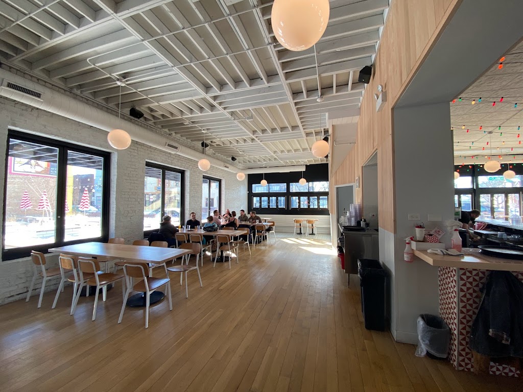 Parsons Chicken & Fish | restaurant | 5721 N Clark St, Chicago, IL 60660, USA | 7736541141 OR +1 773-654-1141