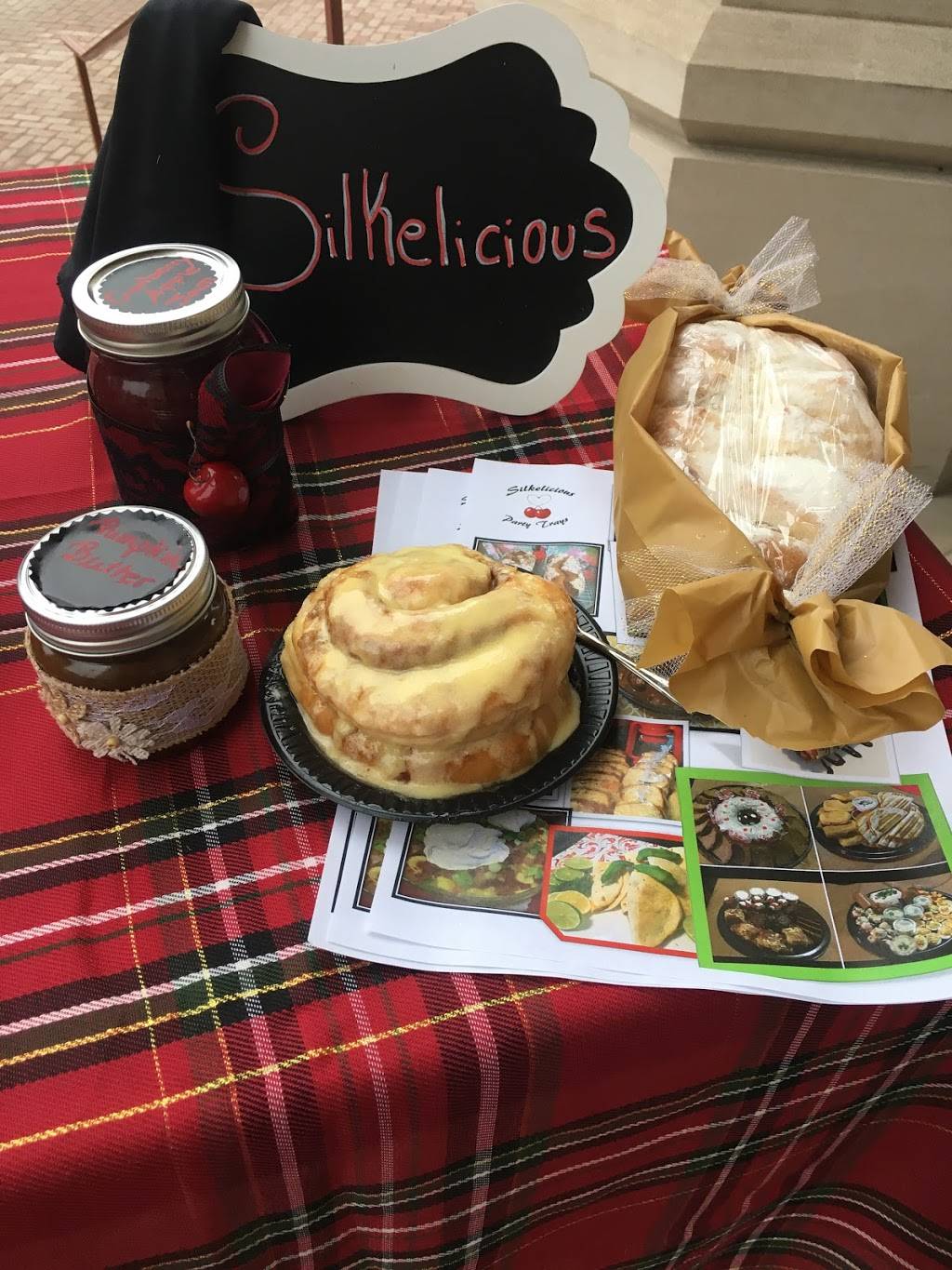 Silkelicious Mac | restaurant | 8501 Westfield Blvd, Indianapolis, IN 46240, USA | 3177466605 OR +1 317-746-6605