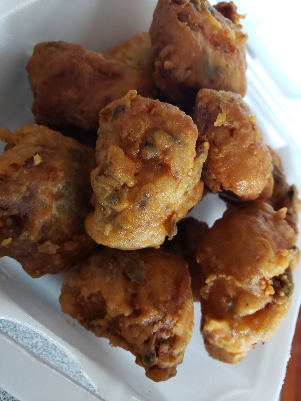 Seatown West Indian Restaurant | restaurant | 2372 Eglinton Ave E, Scarborough, ON M1K 2P3, Canada | 4162858289 OR +1 416-285-8289