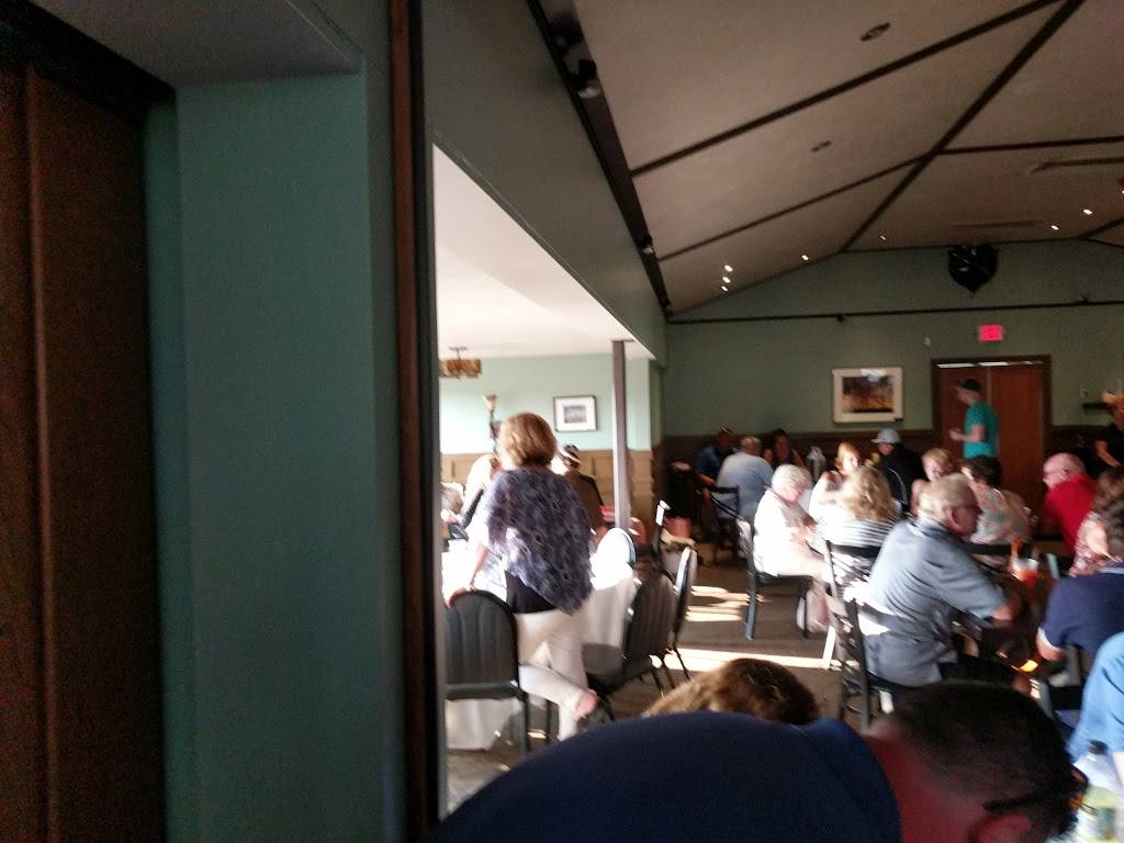 Windham Seasons Bar and Grill | restaurant | 184 Club Rd, North Windham, CT 06256, USA | 8604564211 OR +1 860-456-4211