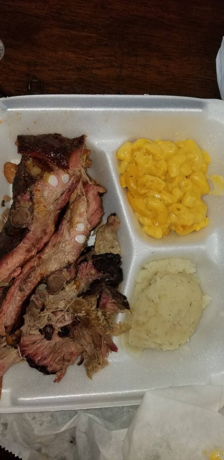 Johnny Rays BBQ | restaurant | 10569 Old Hwy 280, Chelsea, AL 35043, USA | 2056788418 OR +1 205-678-8418