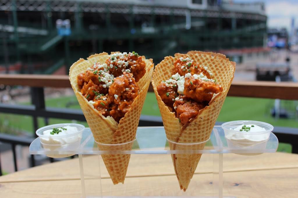 Budweiser Brickhouse Tavern | restaurant | 3647 N Clark St, Chicago, IL 60613, USA | 7733774770 OR +1 773-377-4770