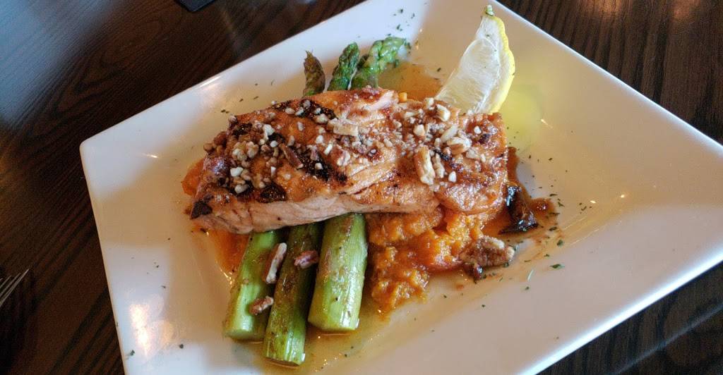 The Rickhouse | restaurant | 710 Red Banks Rd, Greenville, NC 27858, USA | 2526896377 OR +1 252-689-6377