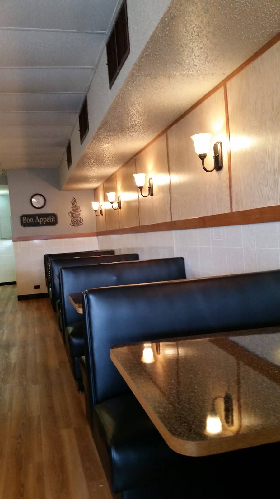 Cafe 63 | restaurant | 6411 W 63rd St, Chicago, IL 60638, USA | 8722675101 OR +1 872-267-5101