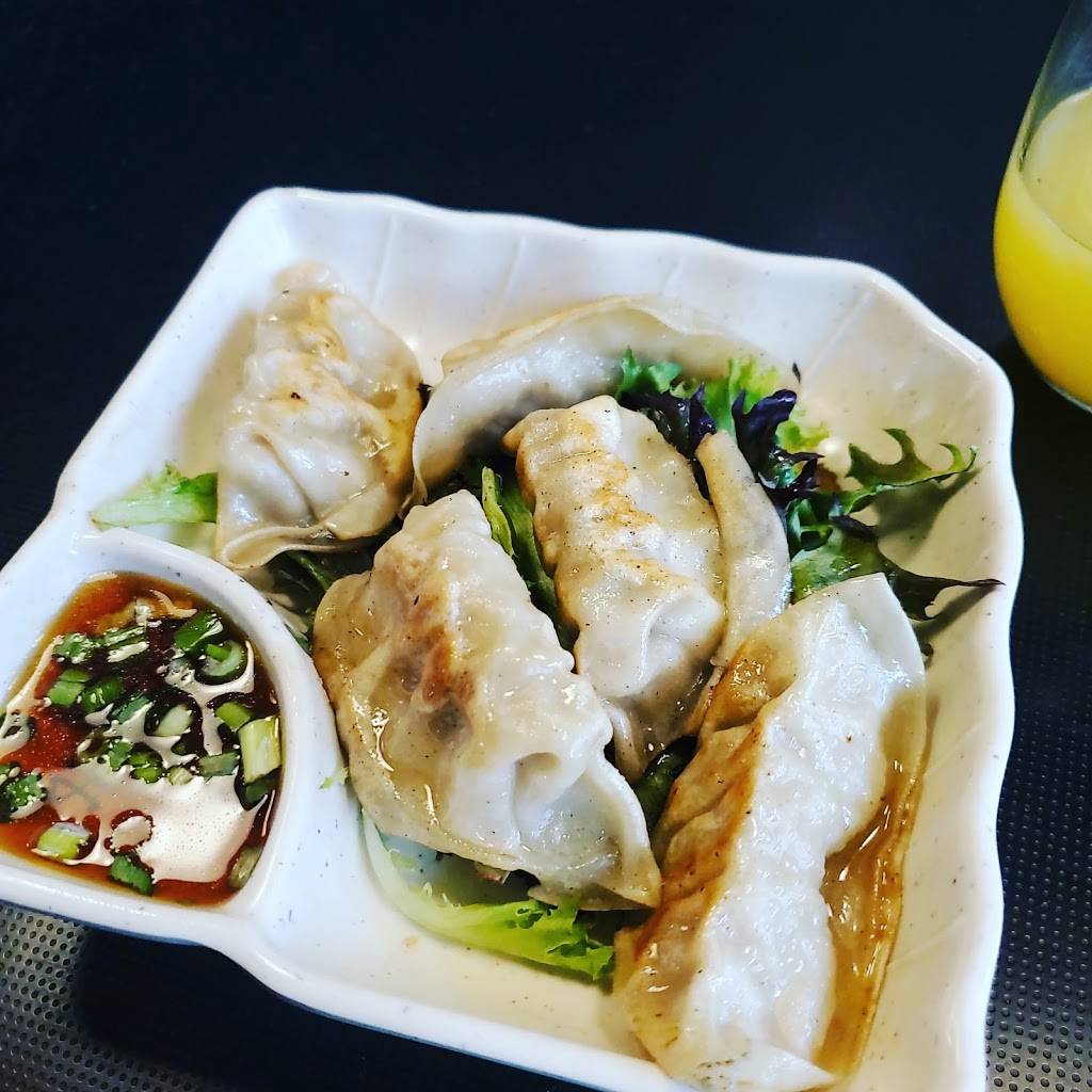 Pisces Sushi | restaurant | 1100E Metropolitan Ave Suite 120, Charlotte, NC 28204, USA | 7043340009 OR +1 704-334-0009