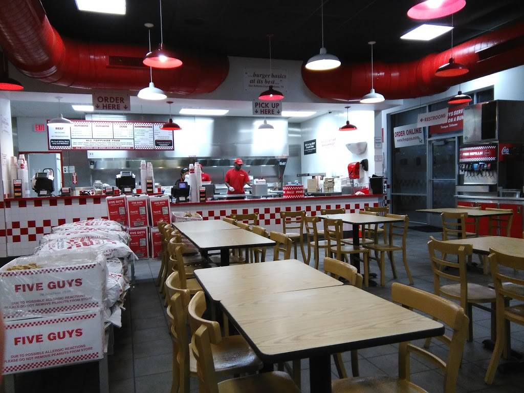 Five Guys | meal takeaway | 255 I-45, Huntsville, TX 77340, USA | 9364350900 OR +1 936-435-0900