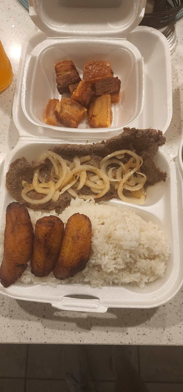Andys Cuban Restaurant | restaurant | 1000 Lee Blvd # 303, Lehigh Acres, FL 33936, USA | 2392308950 OR +1 239-230-8950