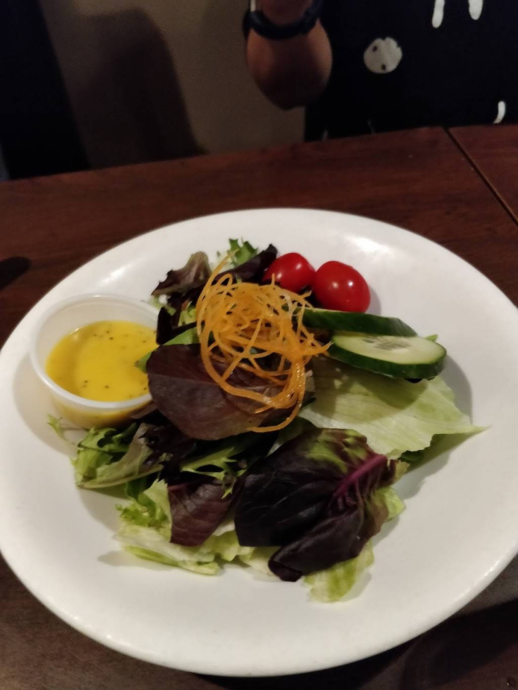 Dickens Cafe | restaurant | 9425 Leslie St, Richmond Hill, ON L4B 3K7, Canada | 9052374726 OR +1 905-237-4726