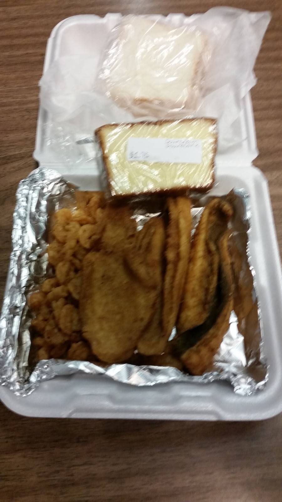 Kingstree Seafood | restaurant | 509 Kelly St, Kingstree, SC 29556, USA | 8433553025 OR +1 843-355-3025