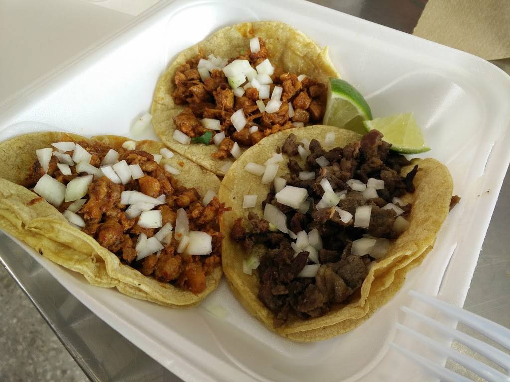 Chicken And Taco Loco | restaurant | 535 E Brandon Blvd, Brandon, FL 33511, USA | 8135062664 OR +1 813-506-2664