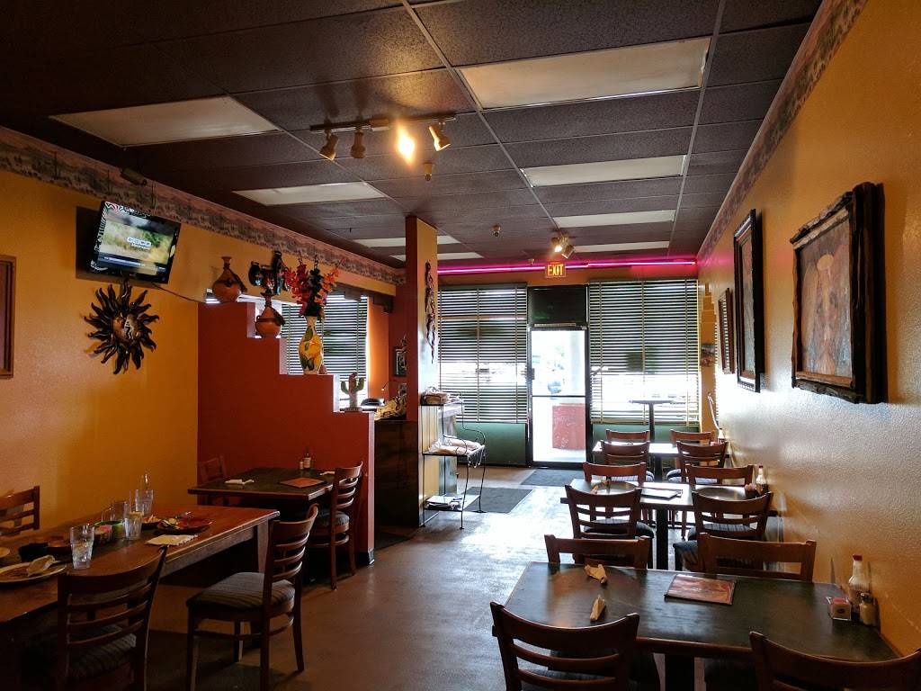 Villa Mexican Food | restaurant | 2840 W Ina Rd, Tucson, AZ 85741, USA | 5205440015 OR +1 520-544-0015