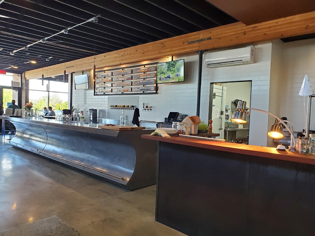 Sig Brewing Company | restaurant | 2534 Tacoma Ave S, Tacoma, WA 98402, USA | 2535036446 OR +1 253-503-6446