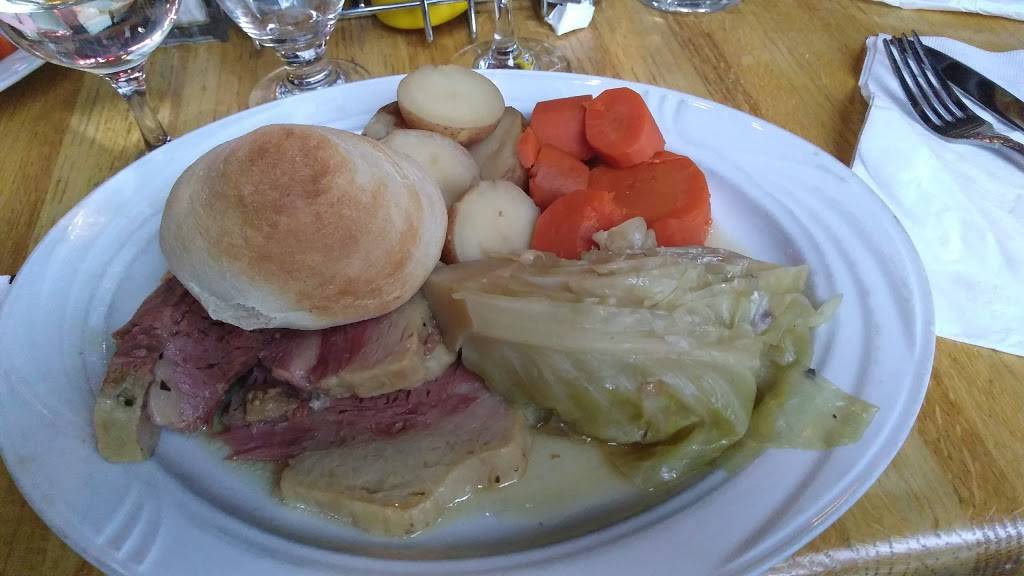 Lumpys Bar & Grill | restaurant | US-45, Eagle River, WI 54521, USA | 7154791515 OR +1 715-479-1515