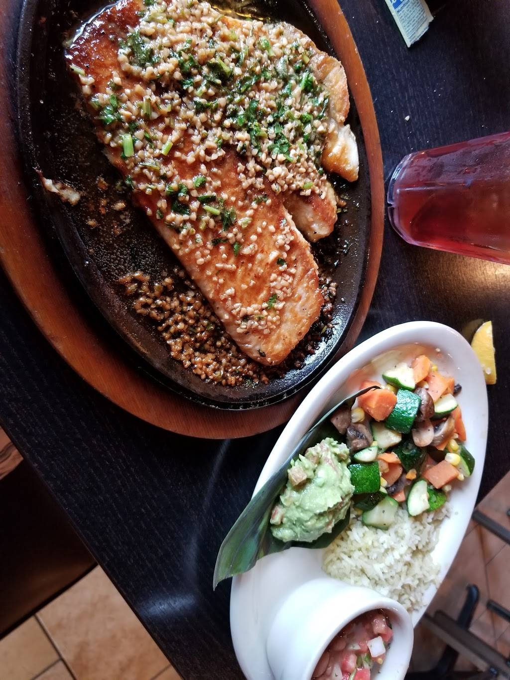 Cristinas Fine Mexican Restaurant | restaurant | 4170 Lavon Dr # 100, Garland, TX 75040, USA | 9724967555 OR +1 972-496-7555