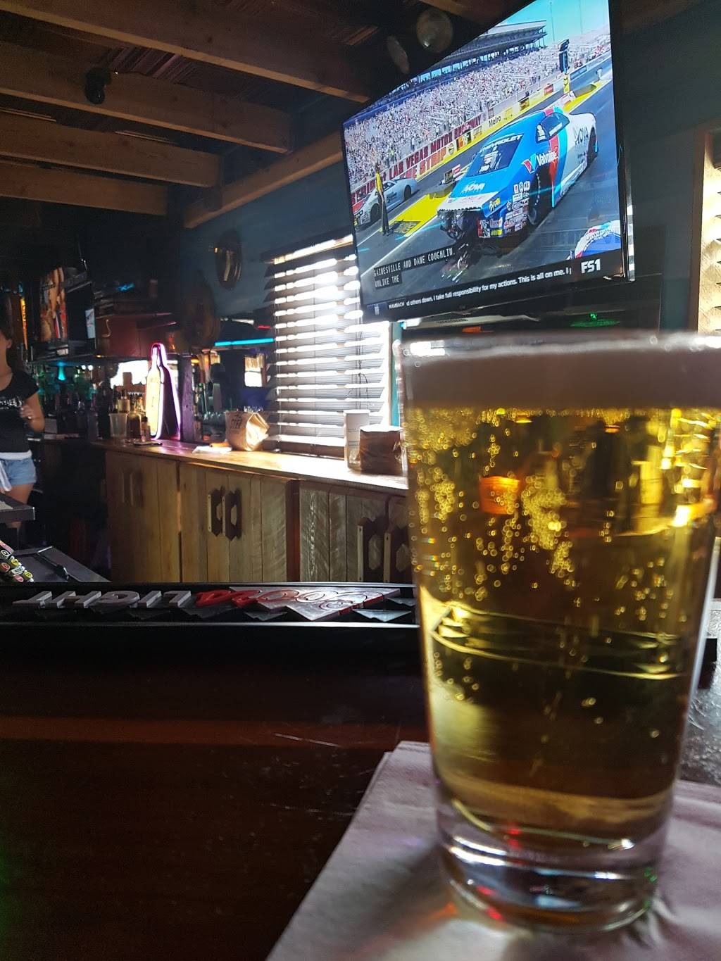 The Shipwreck | restaurant | 647 Mandalay Ave, Clearwater, FL 33767, USA | 7274463581 OR +1 727-446-3581