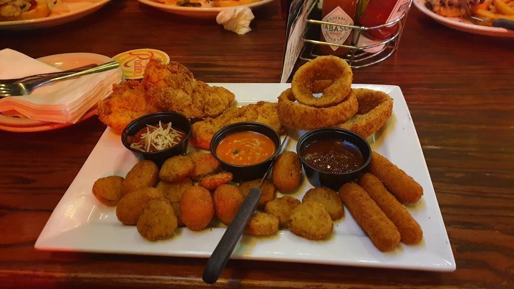 The Peanut | restaurant | 5400 Martway St, Mission, KS 66205, USA | 9135442311 OR +1 913-544-2311