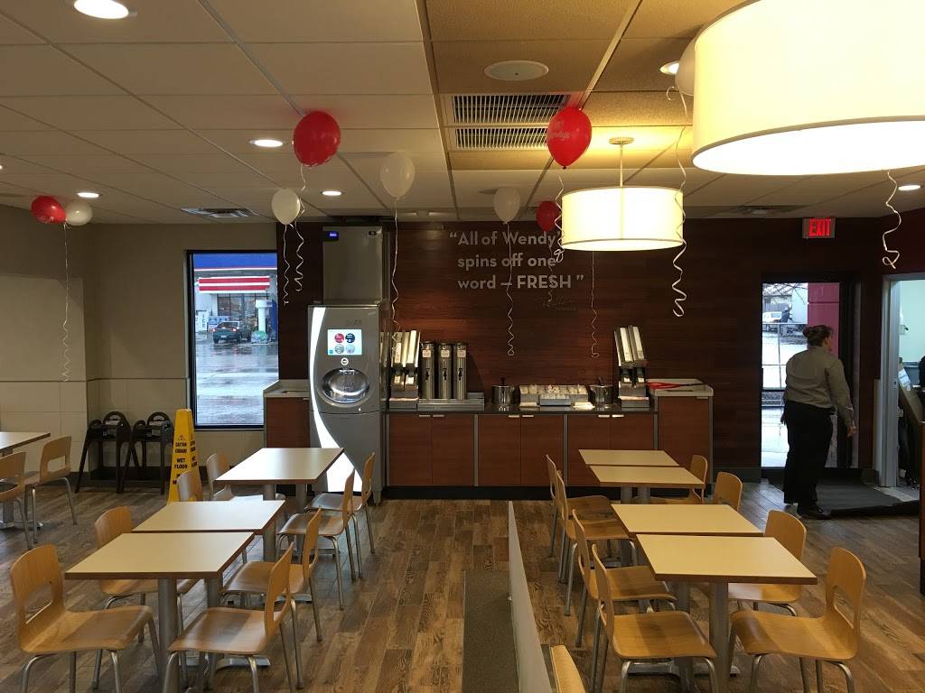 Wendys | restaurant | 1440 N Columbus, Ottawa, IL 61350, USA | 8154330334 OR +1 815-433-0334