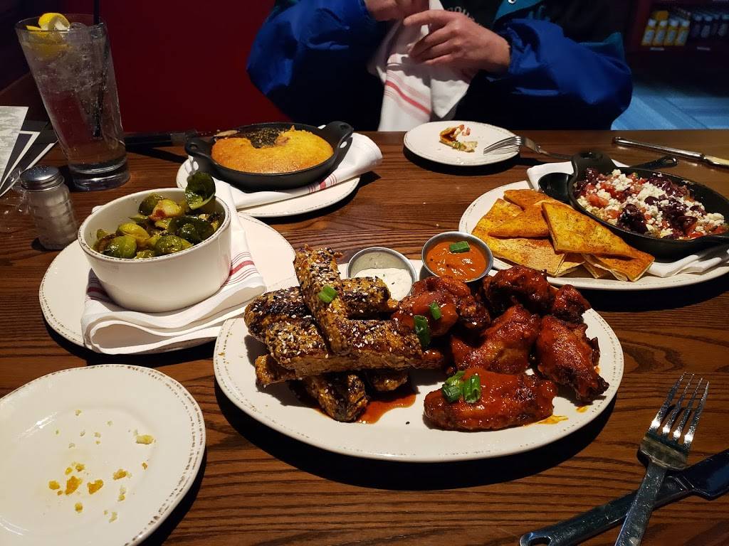 Red Heat Tavern | restaurant | 227 Turnpike Rd, Westborough, MA 01581, USA | 5083291795 OR +1 508-329-1795