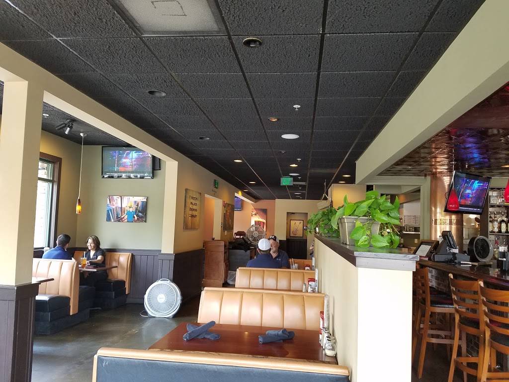 Petes Restaurant & Brewhouse | restaurant | 164 Main St, Woodland, CA 95695, USA | 5306610900 OR +1 530-661-0900