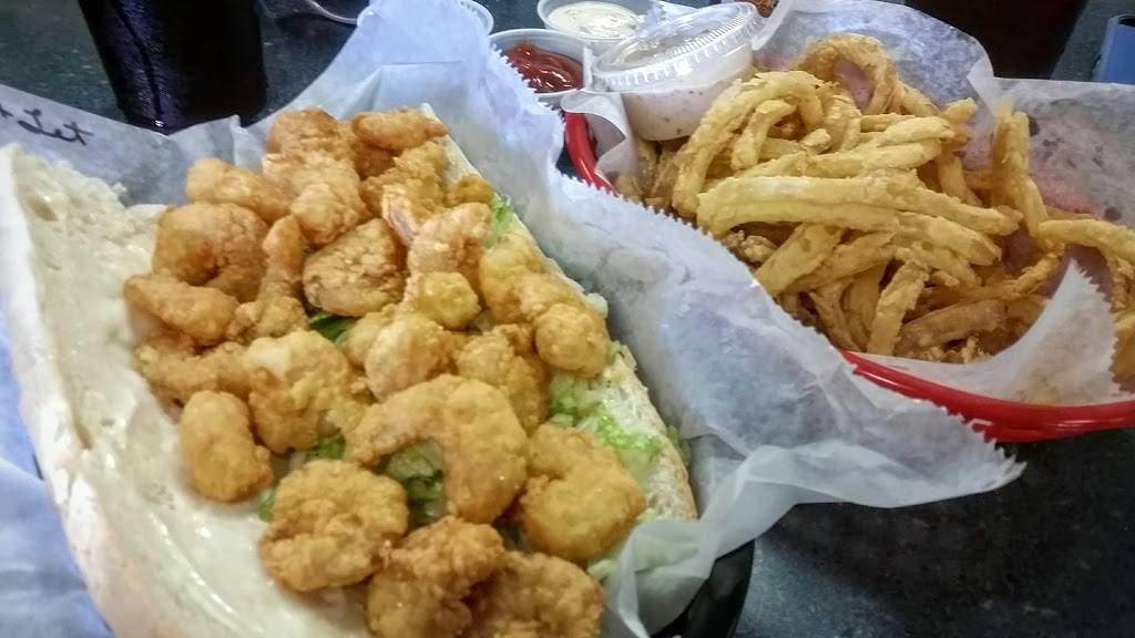 Tee Waynes Cajun Cooking | restaurant | 39087 LA-621, Gonzales, LA 70737, USA | 2256443663 OR +1 225-644-3663