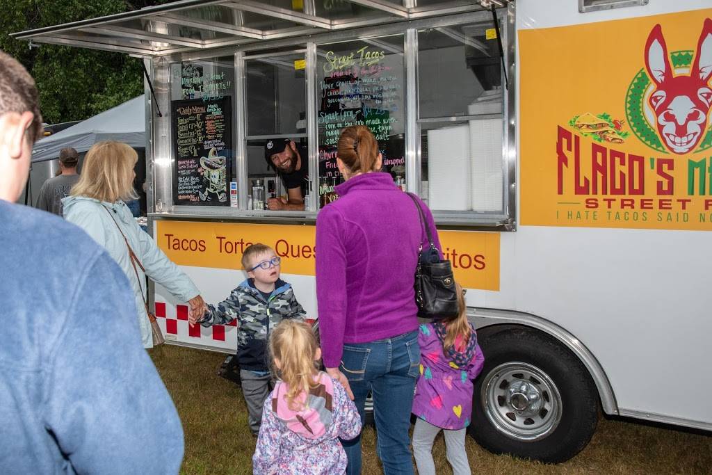 Flacos Mexican Street Food | restaurant | 185 S Main St, Newton, NH 03858, USA | 6037849019 OR +1 603-784-9019
