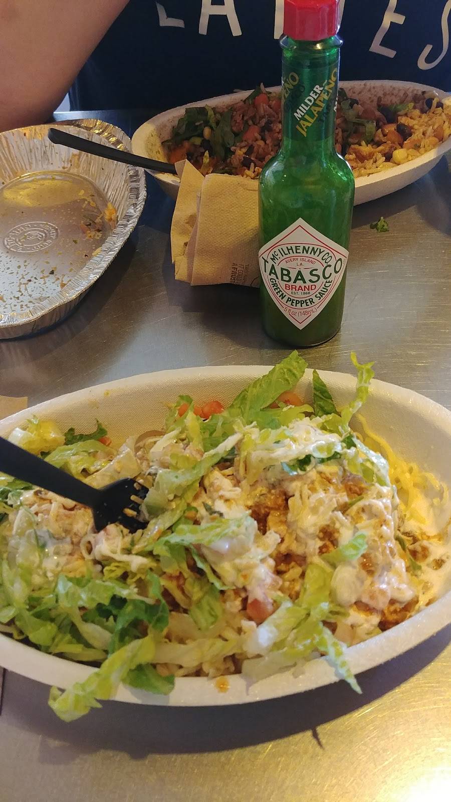 Chipotle Mexican Grill | restaurant | 4130 Tuscarawas St W, Canton, OH 44708, USA | 3304770722 OR +1 330-477-0722