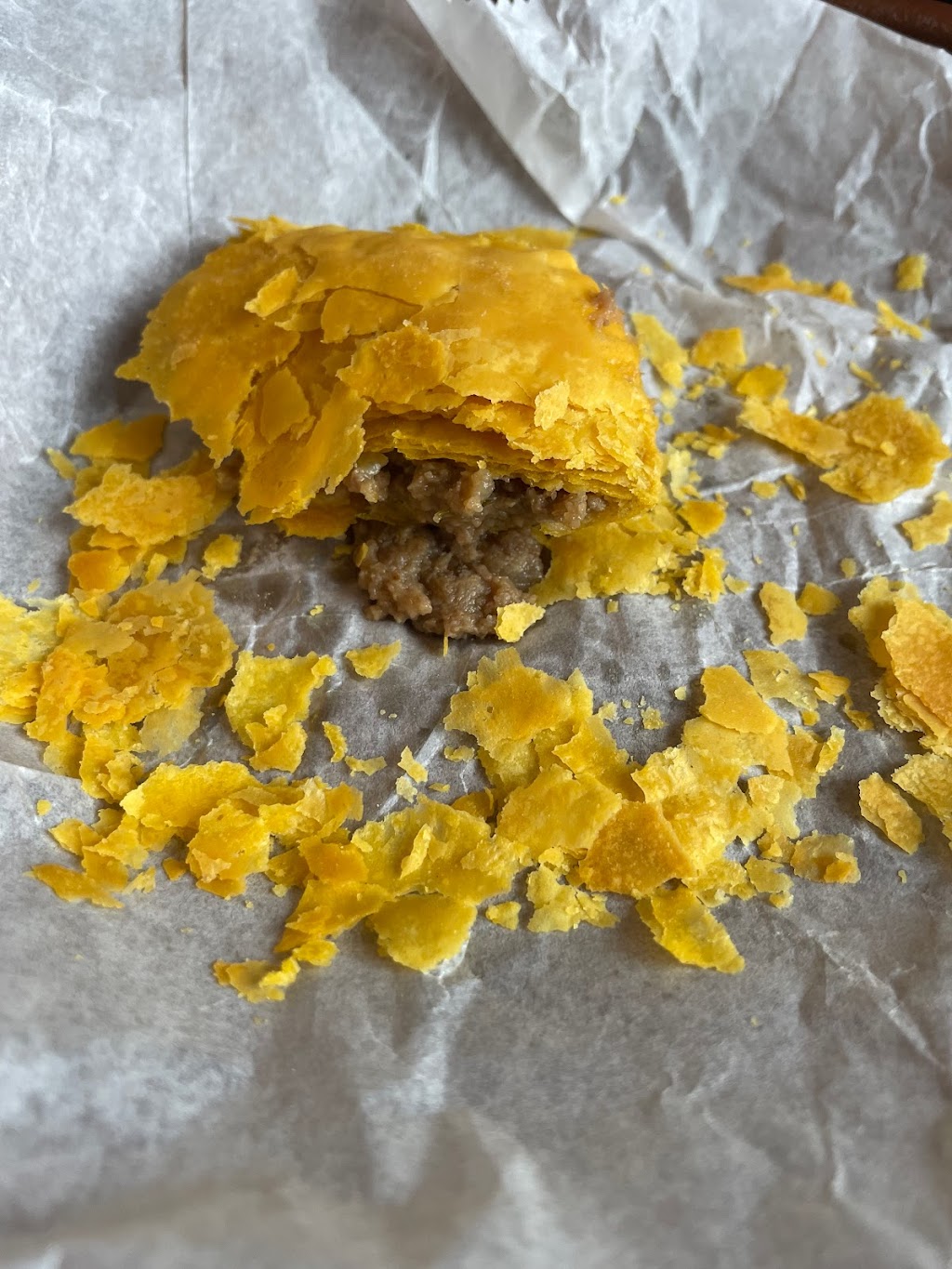 Leons Caribbean restaurant | restaurant | 2282 Brodhead Rd, Aliquippa, PA 15001, USA | 7247881084 OR +1 724-788-1084