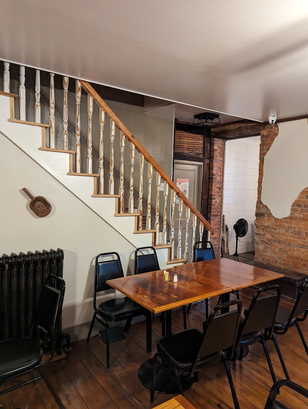 The Rawlinsville Brickhouse | restaurant | 3 Drytown Rd, Holtwood, PA 17532, USA | 7179230373 OR +1 717-923-0373