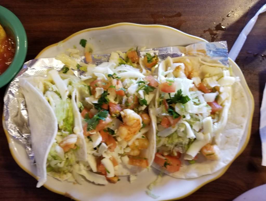 Casa Fiesta Mexican Restaurant | restaurant | 2806 Mt Pleasant St, Burlington, IA 52601, USA | 3197581111 OR +1 319-758-1111