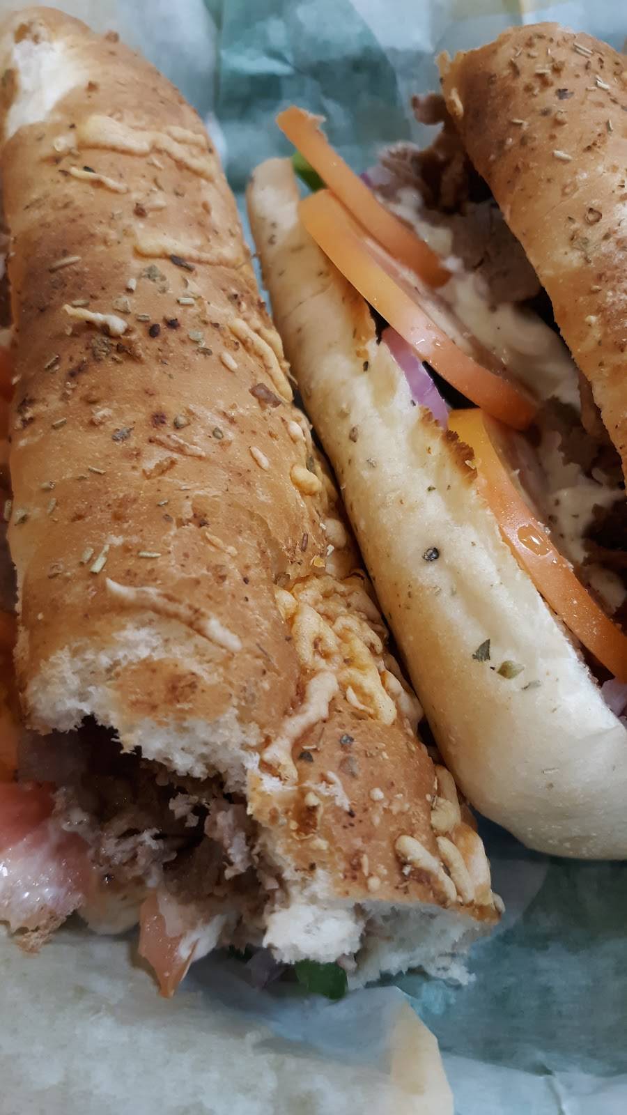 Subway | restaurant | 52 Elm St, Biddeford, ME 04005, USA | 2072829999 OR +1 207-282-9999